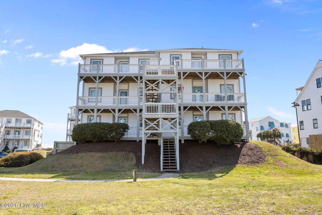 Condo in Emerald Isle, North Carolina, United States 2 - 17606588