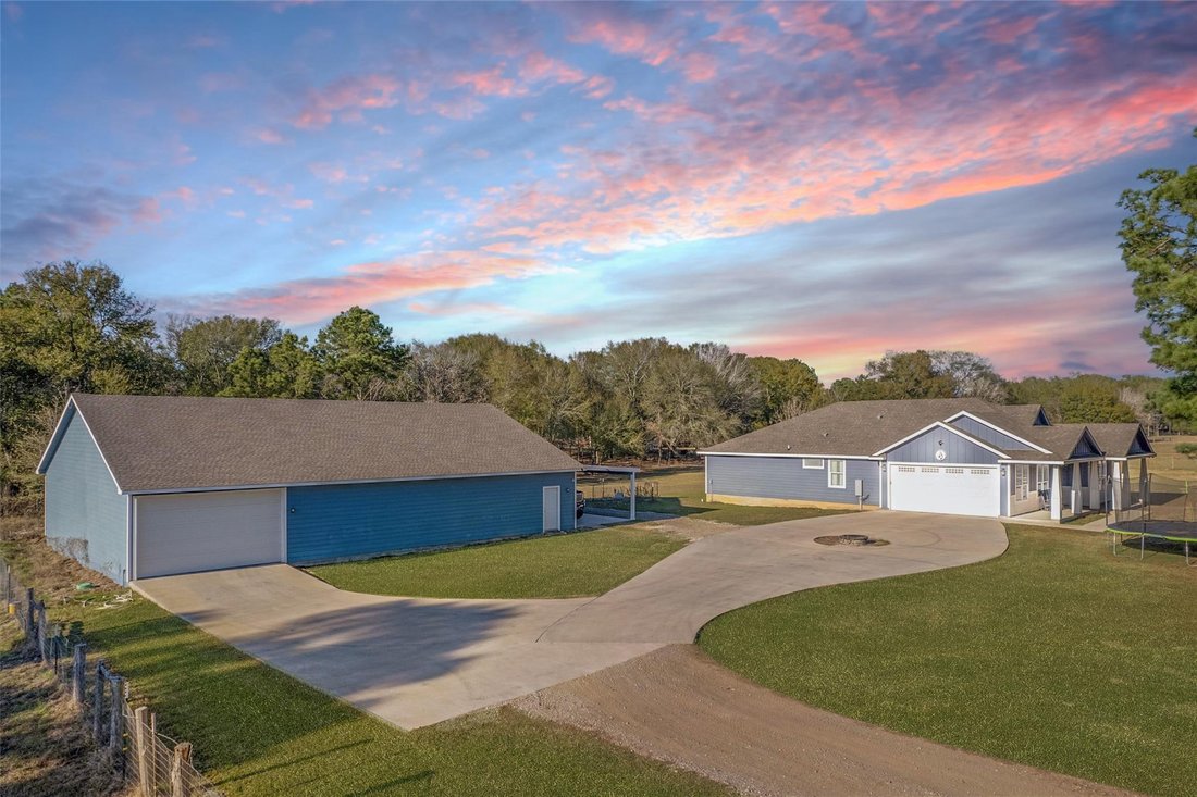 House in Paige, Texas, United States 2 - 17611607