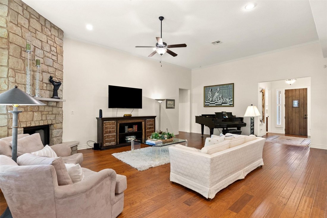 Condo in Spicewood, Texas, United States 5 - 17610206