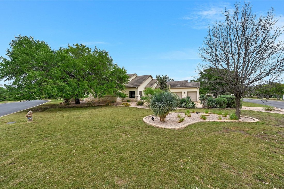 House in Spicewood, Texas, United States 2 - 17608927