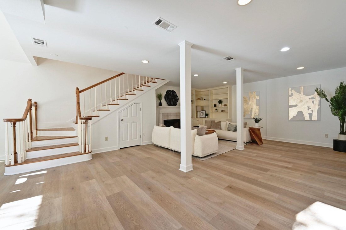 House in Austin, Texas, United States 5 - 17611699