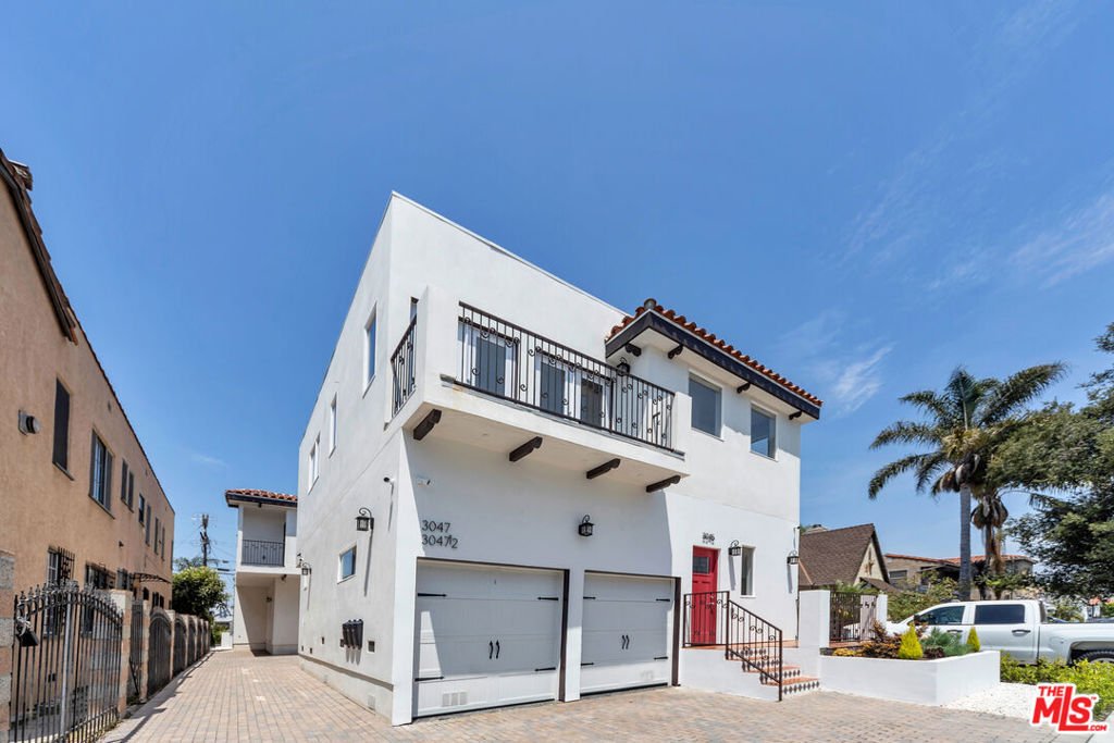 Los Angeles, California, United States 3 - 17605831