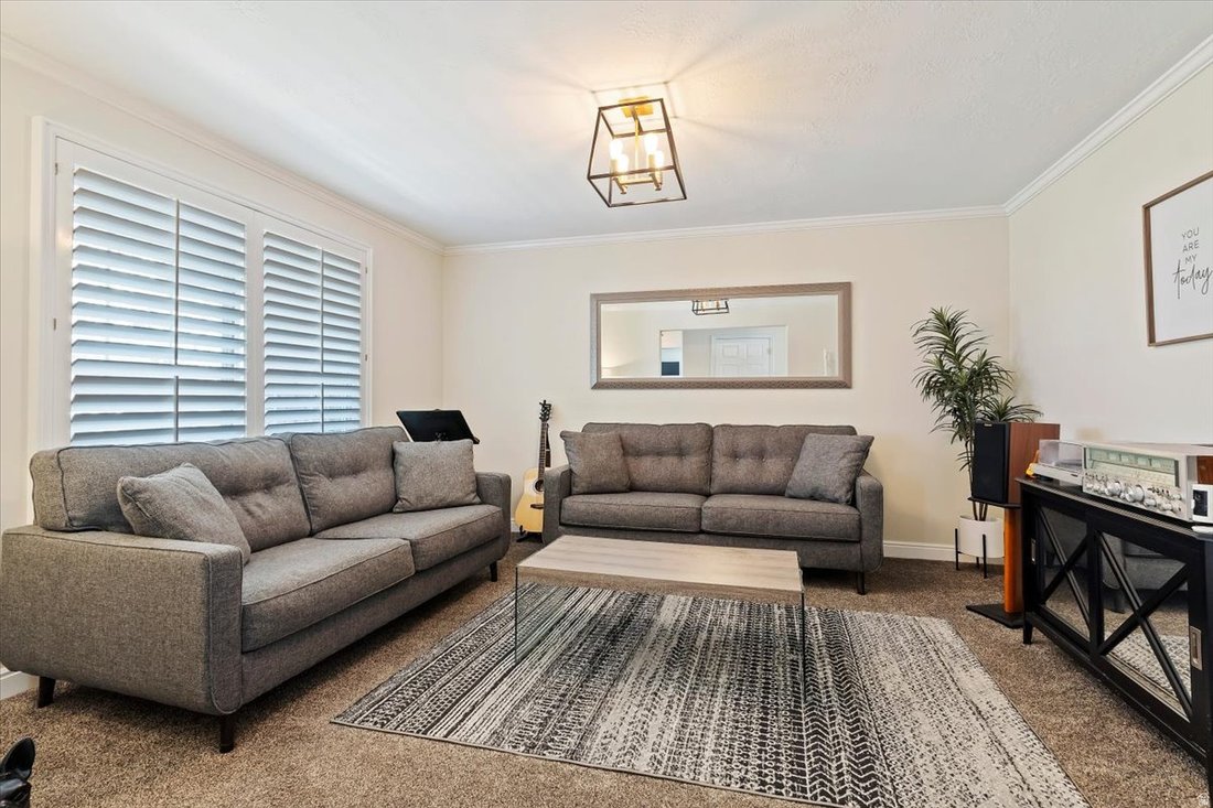 House in Murray, Utah, United States 5 - 17601441