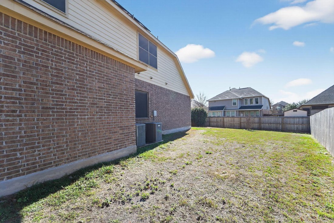 House in Selma, Texas, United States 4 - 17611168