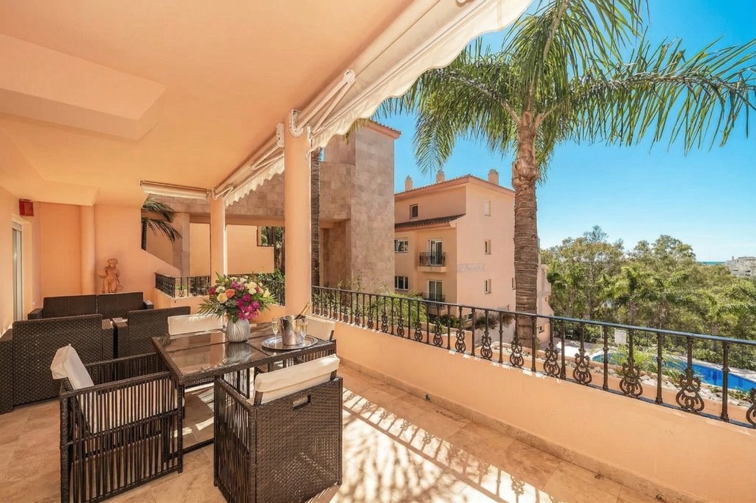 Apartment in Nueva Andalucia, Marbella, Spain 1 - 17612218