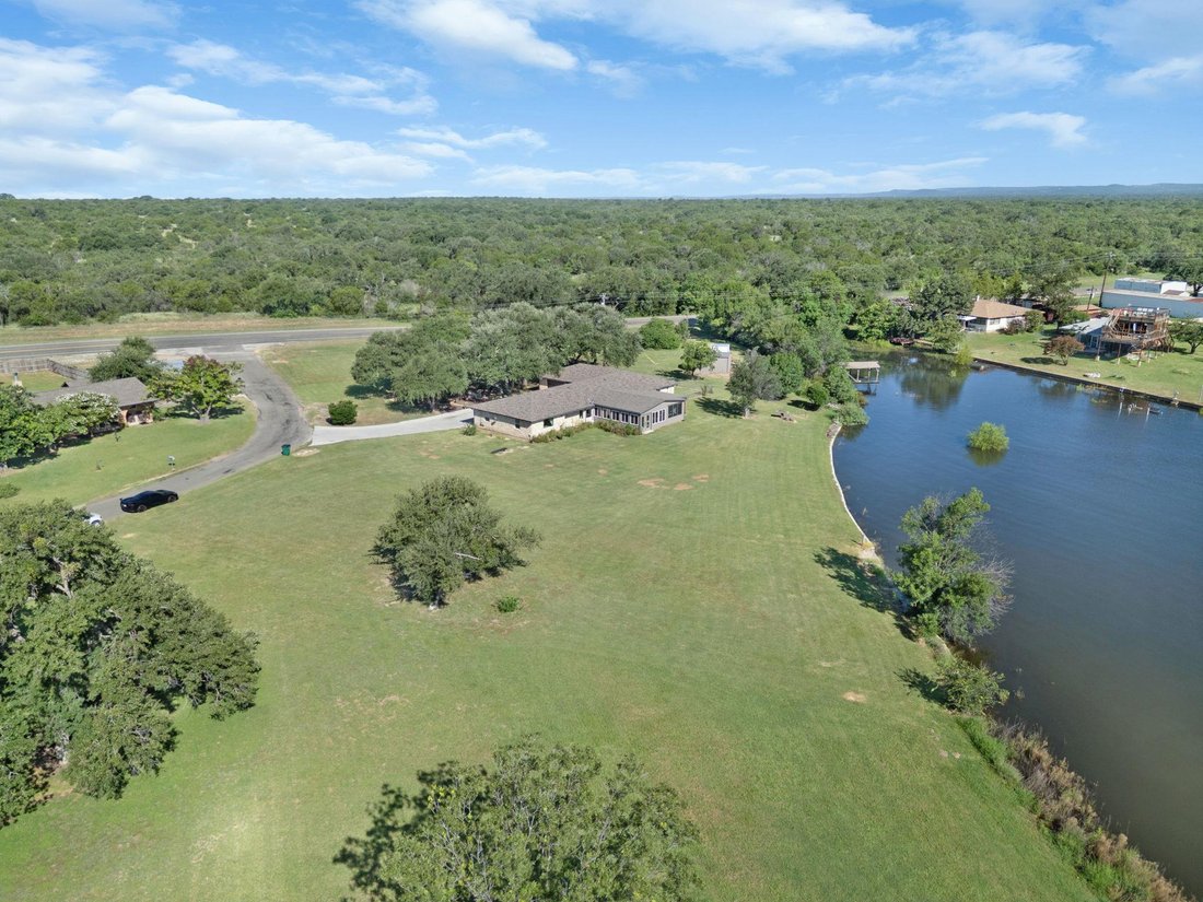 House in Buchanan Dam, Texas, United States 1 - 17611407