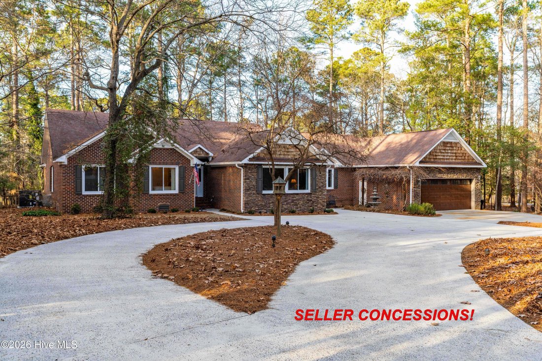 House in Clinton, North Carolina, United States 1 - 17193371