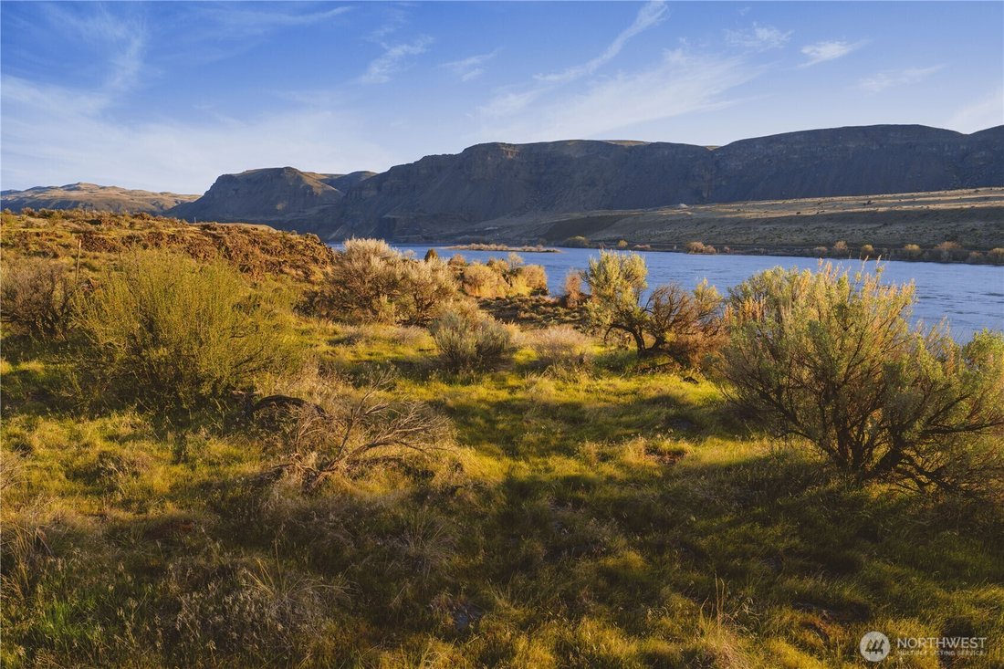 Land in Malaga, Washington, United States 1 - 17552881