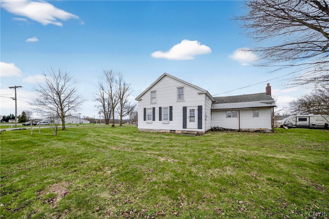 Clay, New York, United States 5 - 17598703