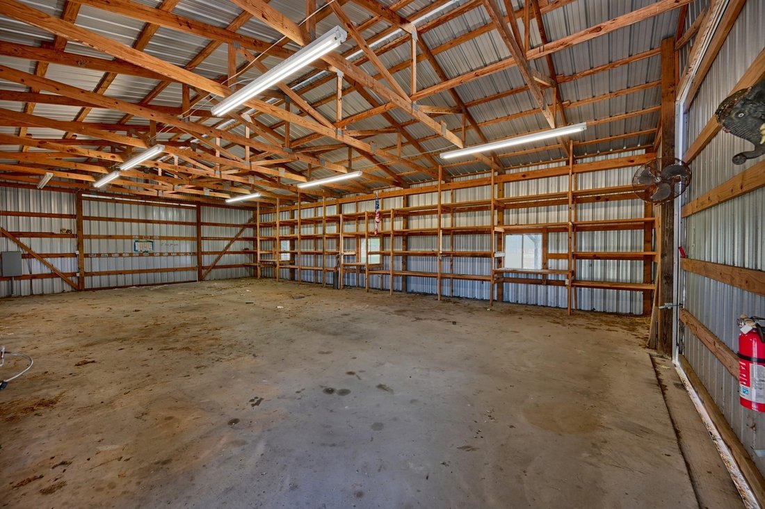 House in Giddings, Texas, United States 2 - 17609495