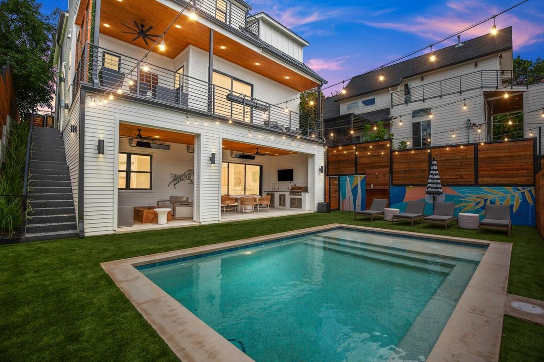 House in Austin, Texas, United States 1 - 17611746
