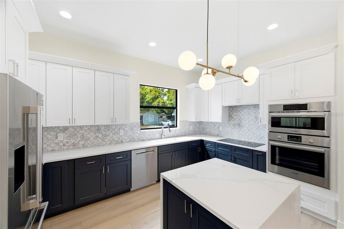 House in St. Petersburg, Florida, United States 4 - 17603626