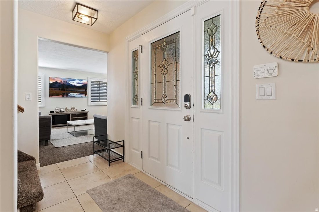 House in Murray, Utah, United States 4 - 17601441