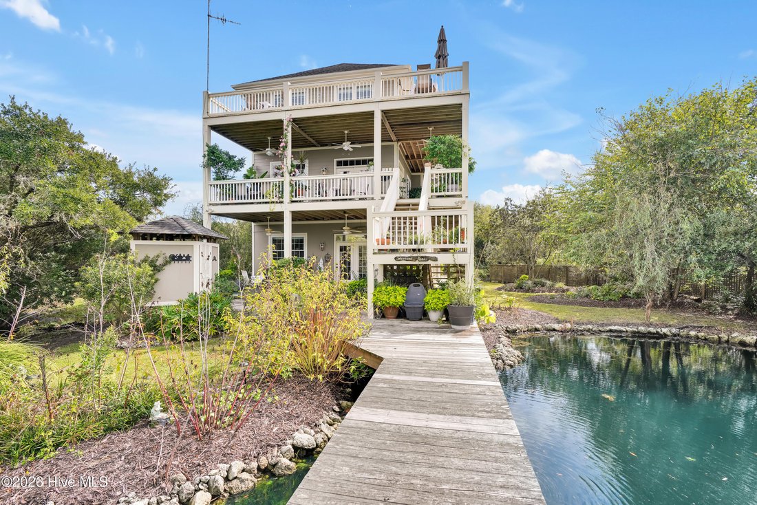 House in Surf City, North Carolina, United States 5 - 17606513