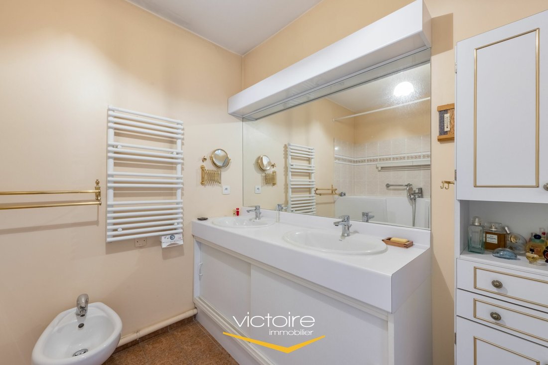 Apartment in Saint Vincent, Lyon 1er Arrondissement, Lyon 5 - 17612231