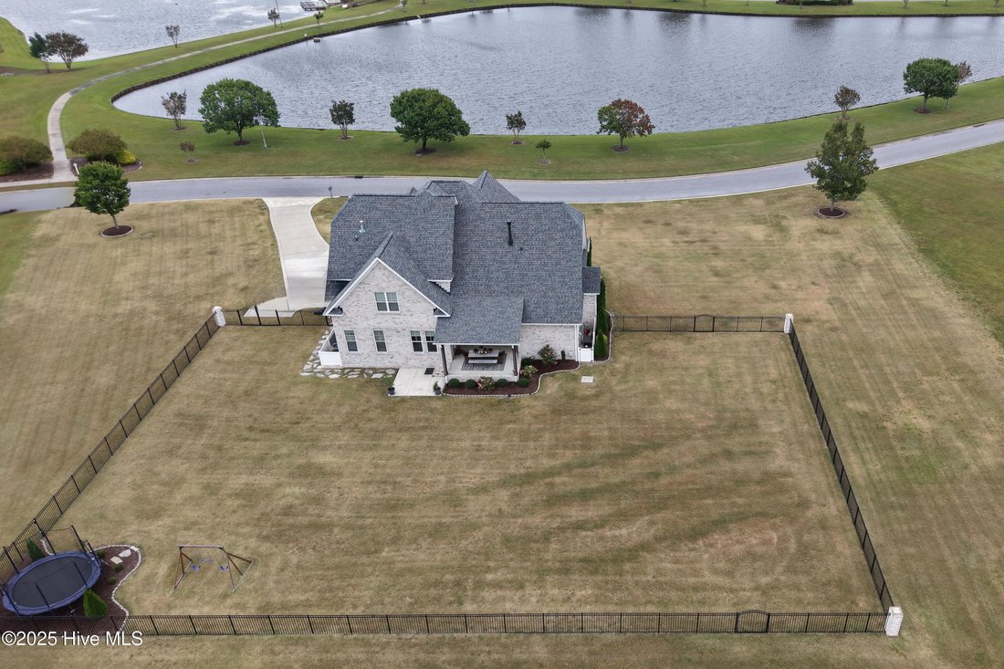 House in Grimesland, North Carolina, United States 4 - 17606142