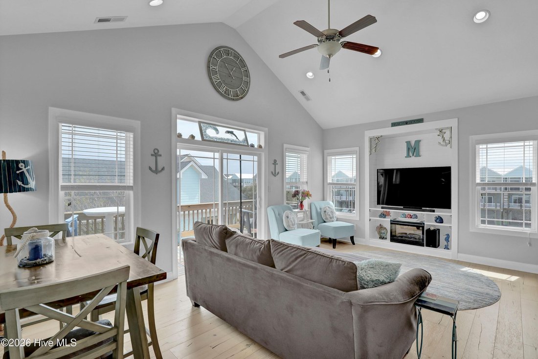 Townhouse in North Topsail Beach, North Carolina, United States 4 - 17605638
