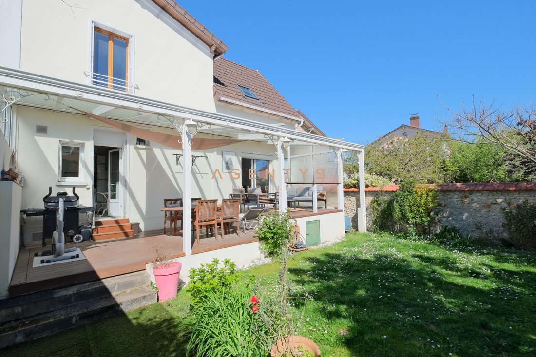 House in La Varenne, Saint-Maur-des-Fossés, France 3 - 17561708