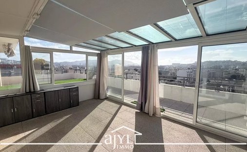 Apartment in La Timone, 10e Arrondissement, Marseille 1