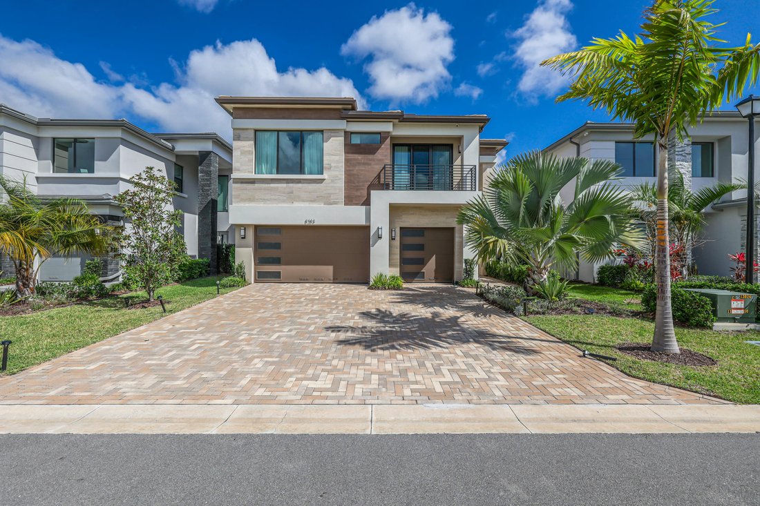 House in Boca Raton, Florida, United States 1 - 17604375