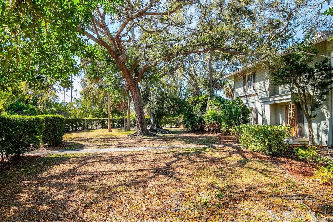 House in Sarasota, Florida, United States 4 - 17603575