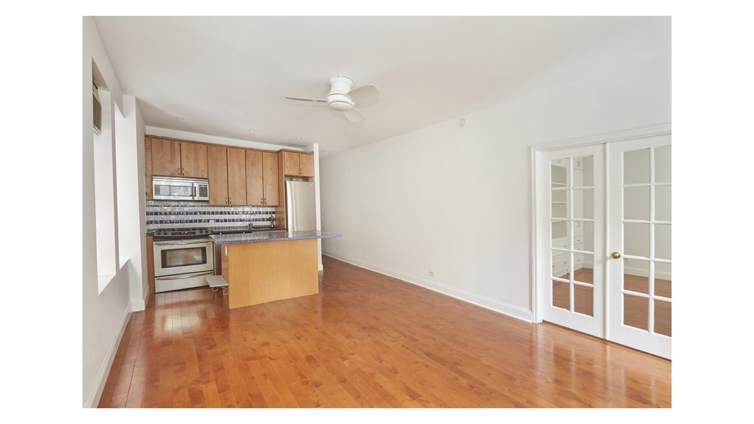 Co Op in New York, New York, United States 4 - 17071070