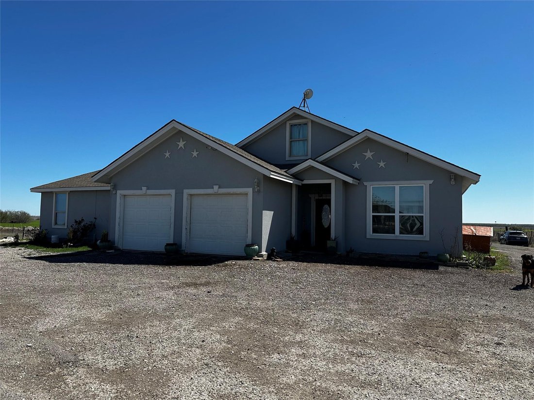 House in Coupland, Texas, United States 1 - 17609856