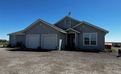 House in Coupland, Texas, United States 1