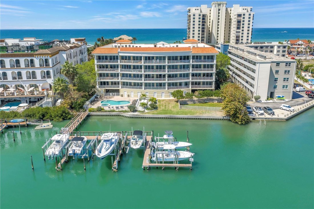 Condo in St. Pete Beach, Florida, United States 2 - 17603490
