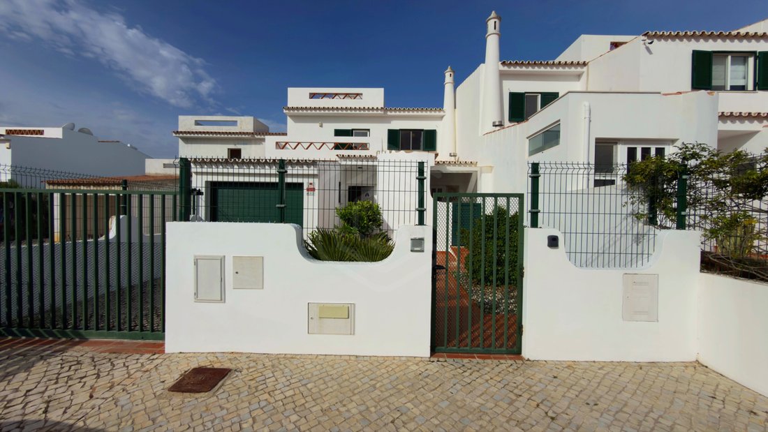 House in Quarteira, Algarve, Portugal 2 - 17613350