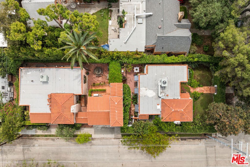 Los Angeles, California, United States 4 - 17605864