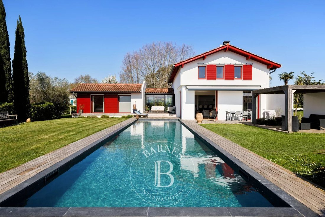 House in Arcangues, Nouvelle-Aquitaine, France 2 - 17602679