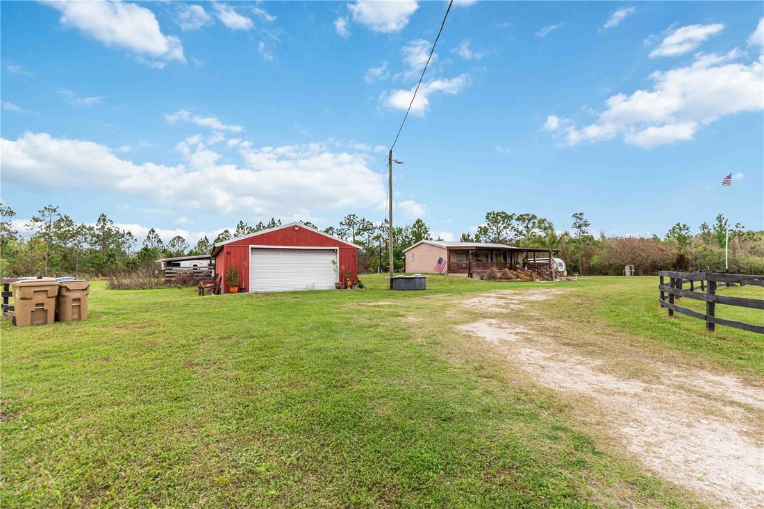 St. Cloud, Florida, United States 4 - 17603835