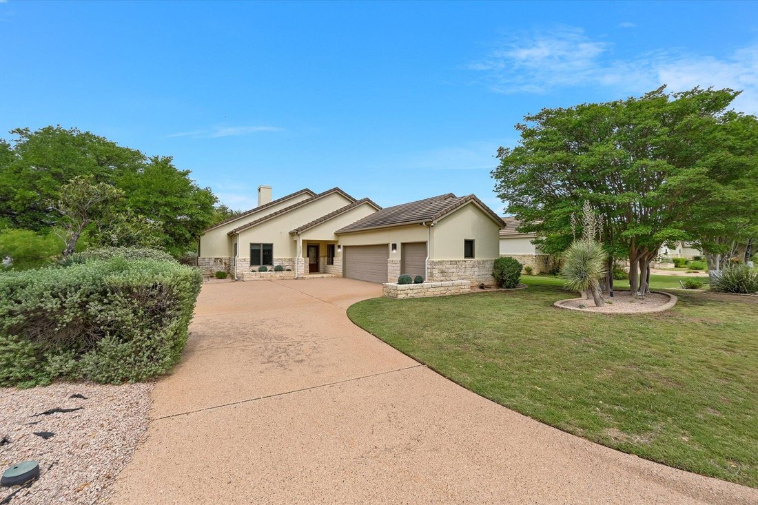 House in Spicewood, Texas, United States 3 - 17608927