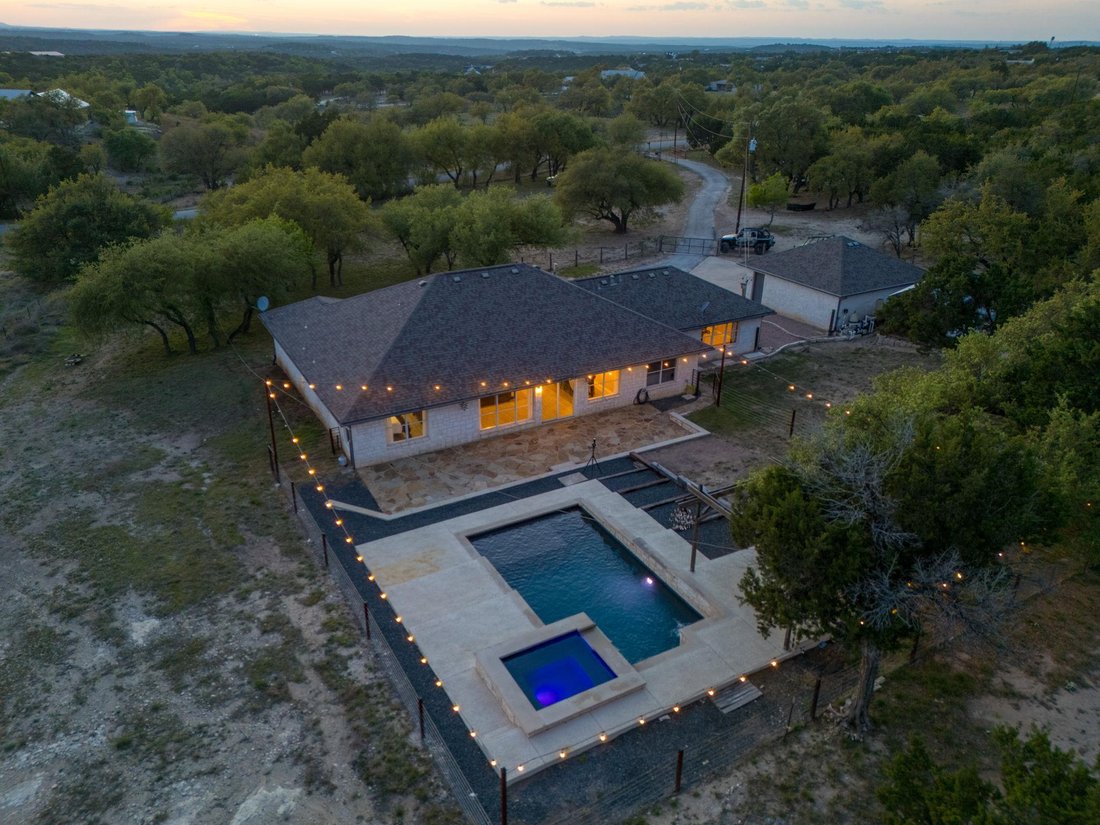 House in Dripping Springs, Texas, United States 1 - 17611732