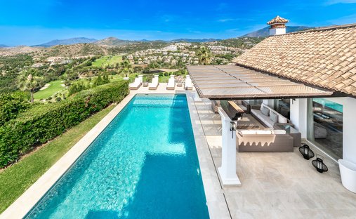 Villa in La Quinta, Benahavis, Andalusia 1