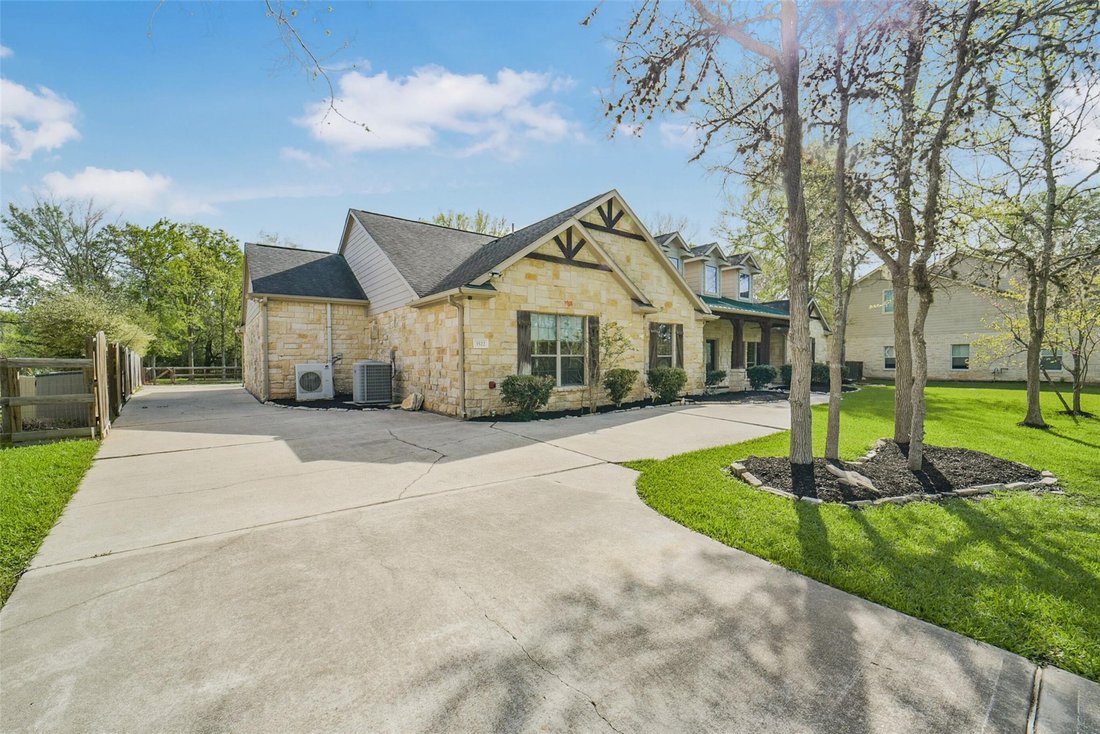 House in Fulshear, Texas, United States 3 - 17611122