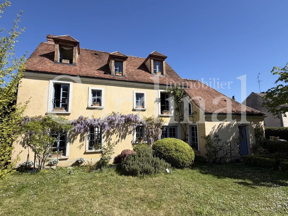 House in Bailly, Ile-de-France, France 4 - 17598457