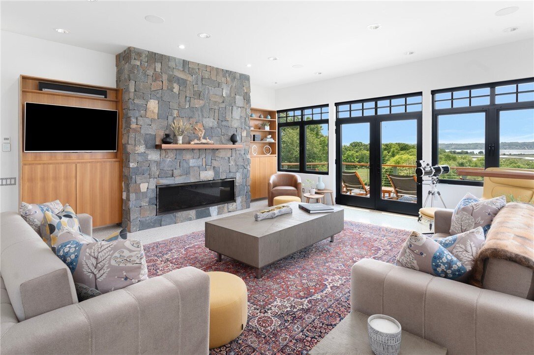 House in Tiverton, Rhode Island, United States 4 - 17599197