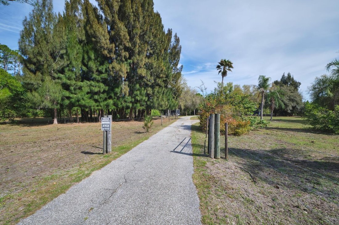 House in LABELLE, Florida, United States 5 - 17604225