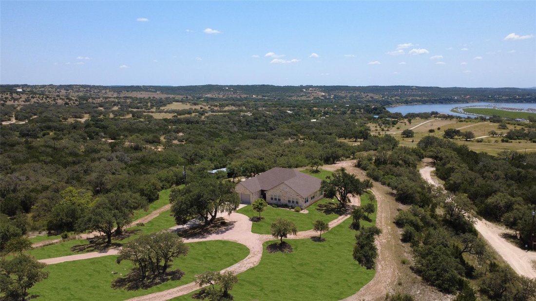 House in Marble Falls, Texas, United States 1 - 17611578