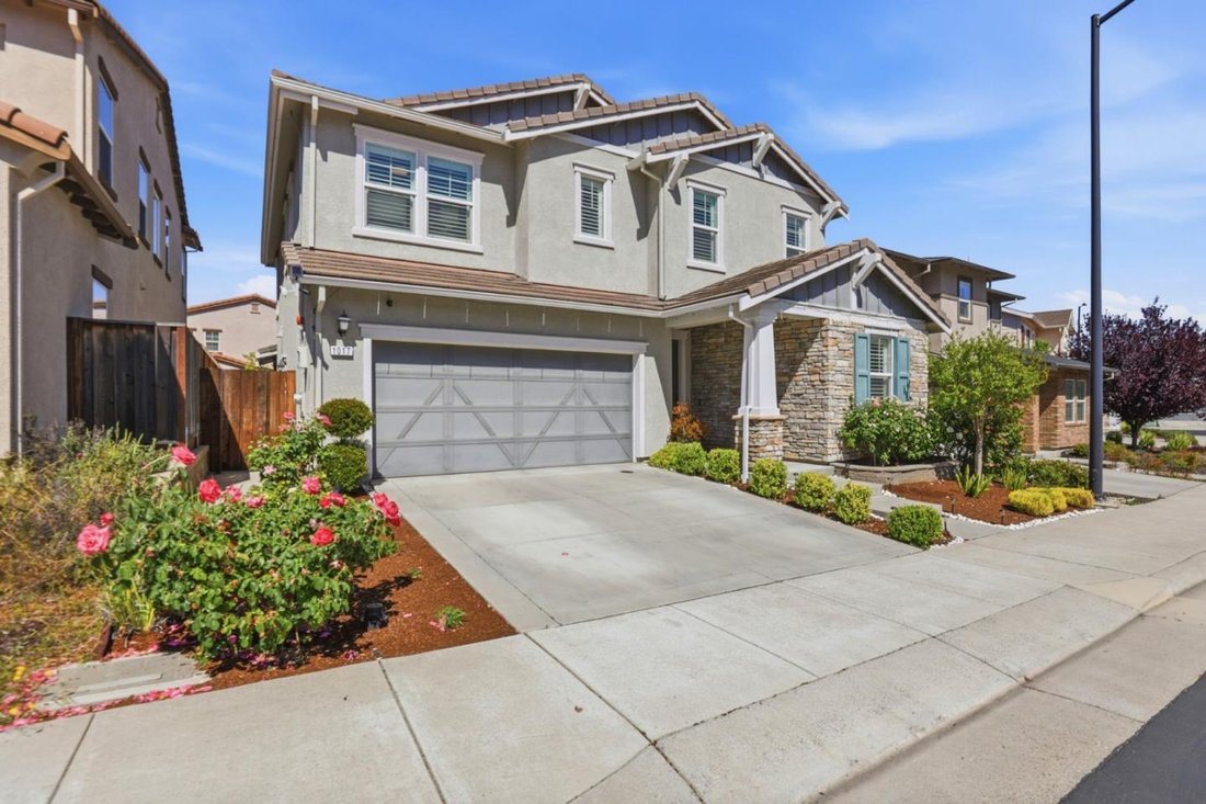 Townhouse in Gilroy, California, United States 2 - 17600873