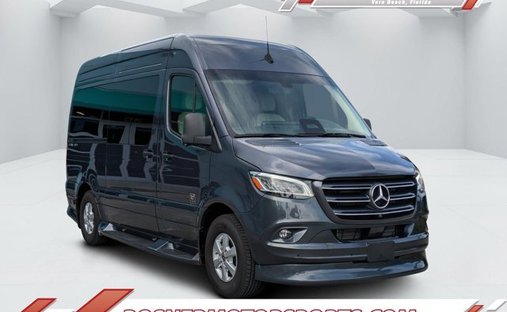Mercedes-Benz Sprinter Cargo Van Cargo 144 WB in Vero beach, FL, United States 1