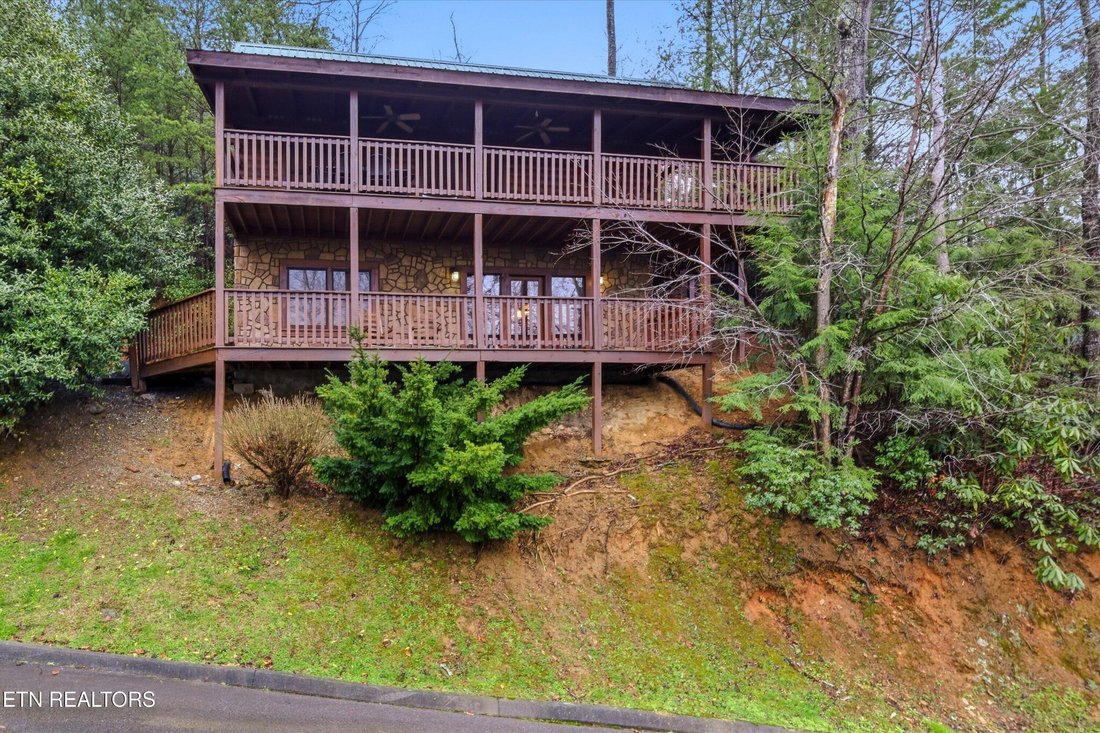 House in Gatlinburg, Tennessee, United States 1 - 17607296