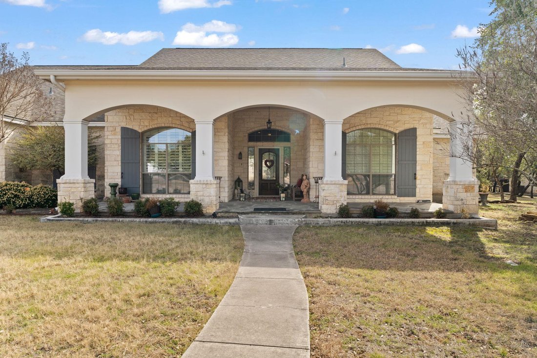House in Burnet, Texas, United States 3 - 17613362