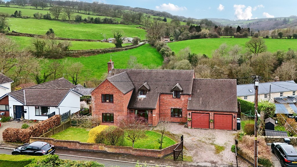 House in Selattyn, England 1 - 17612851