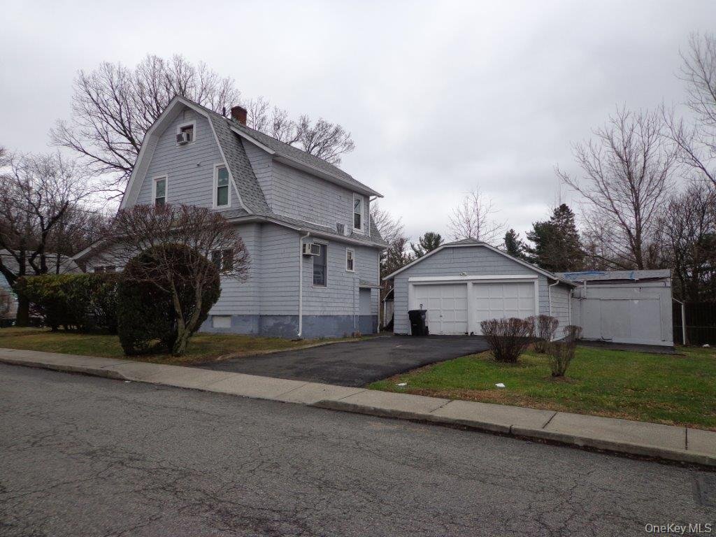 House in Airmont, New York, United States 1 - 17256821