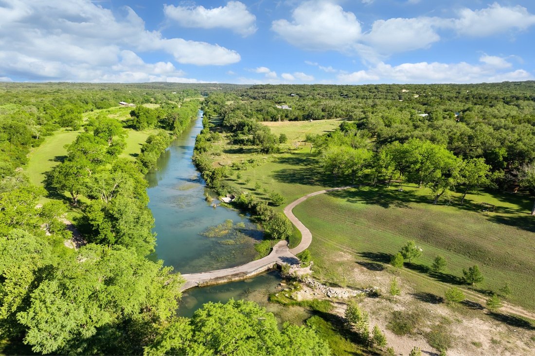 Farm Ranch in Wimberley, Texas, United States 1 - 17598546