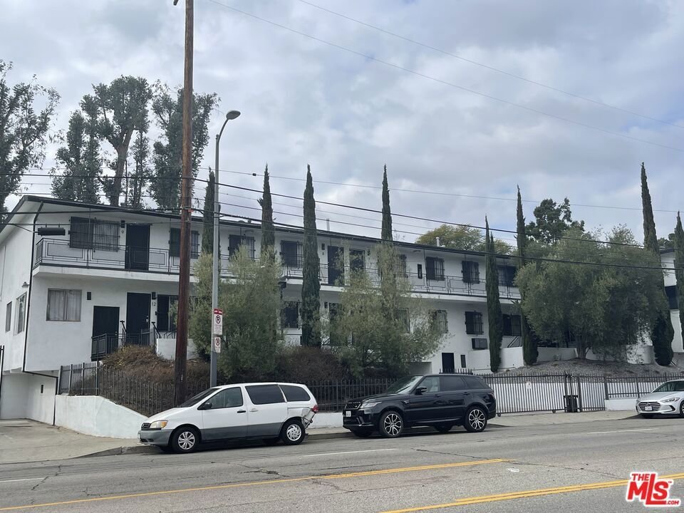Los Angeles, California, United States 3 - 17606589