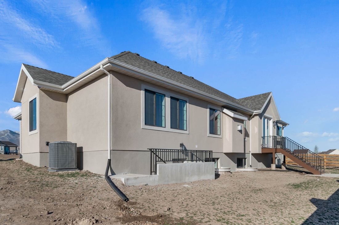 House in West Jordan, Utah, United States 4 - 17601915